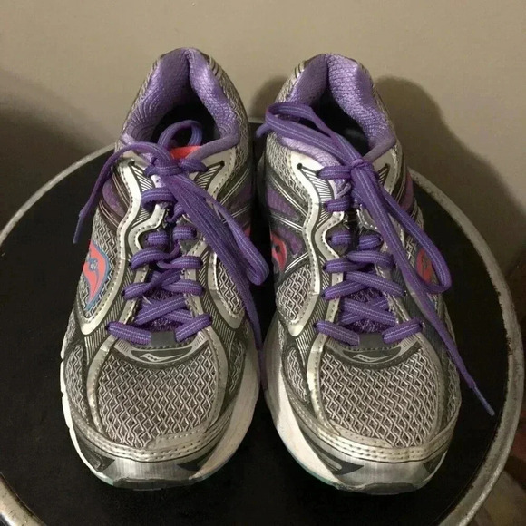Saucony Women's PowerGrid Guide 7 Running Shoe Silver Gray Purple Size 7 - Picture 2 of 7